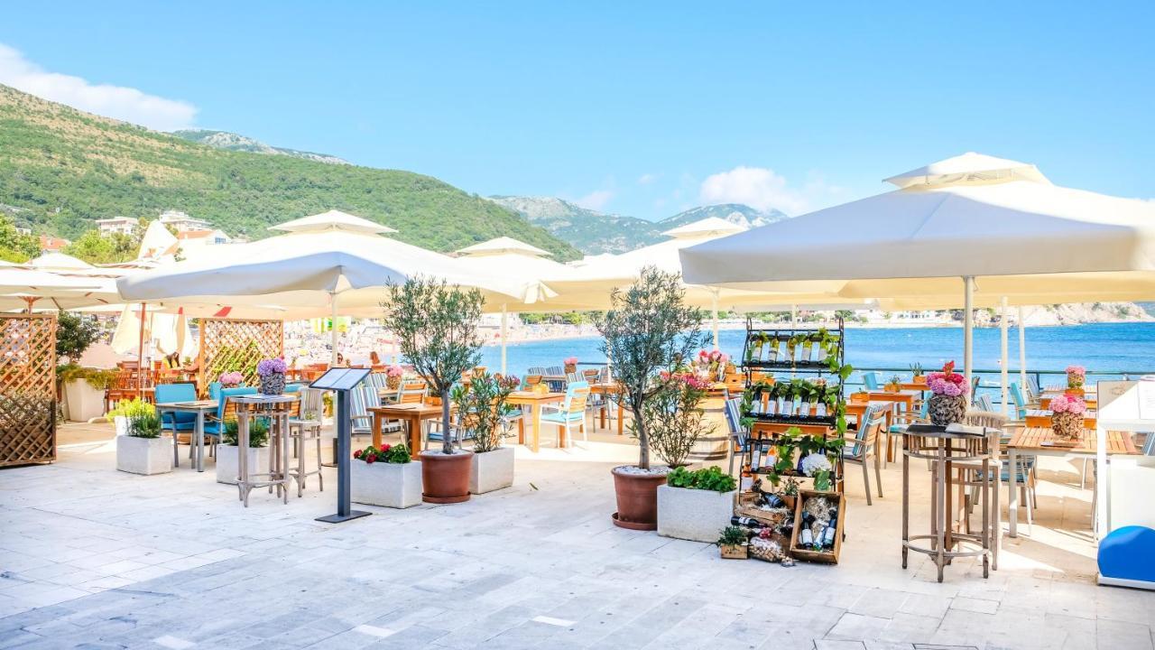 Apartments First Line Petrovac Luaran gambar