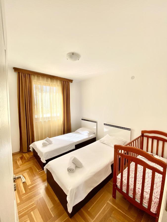 Apartments First Line Petrovac Luaran gambar