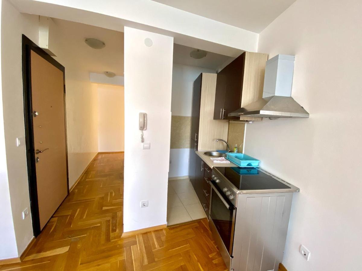 Apartments First Line Petrovac Luaran gambar