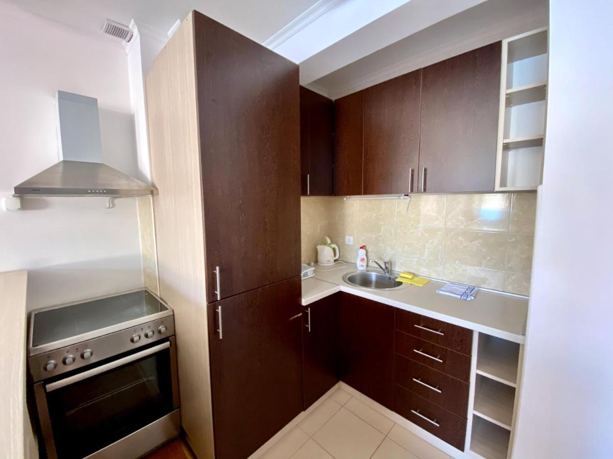 Apartments First Line Petrovac Luaran gambar