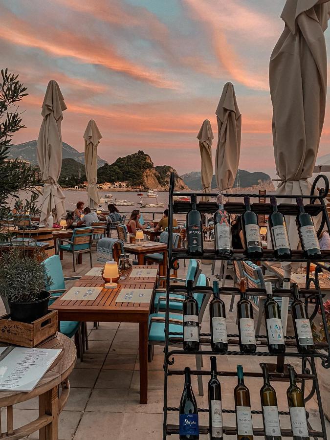 Apartments First Line Petrovac Luaran gambar