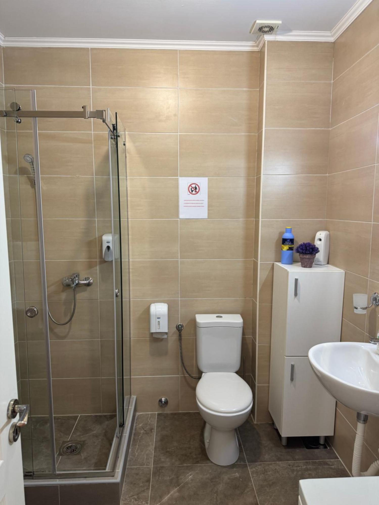 Apartments First Line Petrovac Luaran gambar