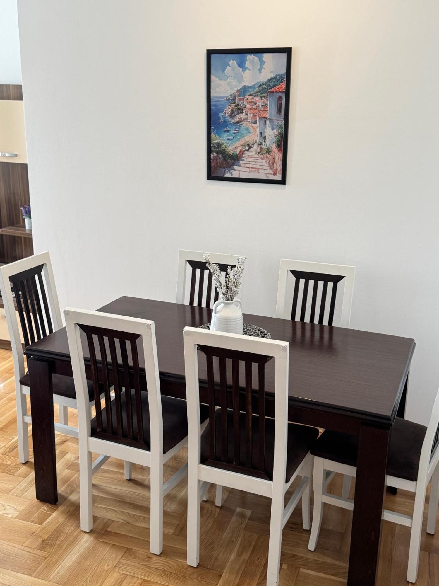 Apartments First Line Petrovac Luaran gambar